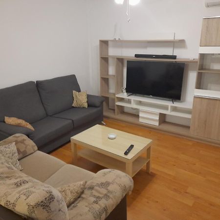 1F, Aire Acondic, 80M2, 2 Dormitorios, 4 Huespedes, Wifi Gratis La Línea de la Concepción 外观 照片